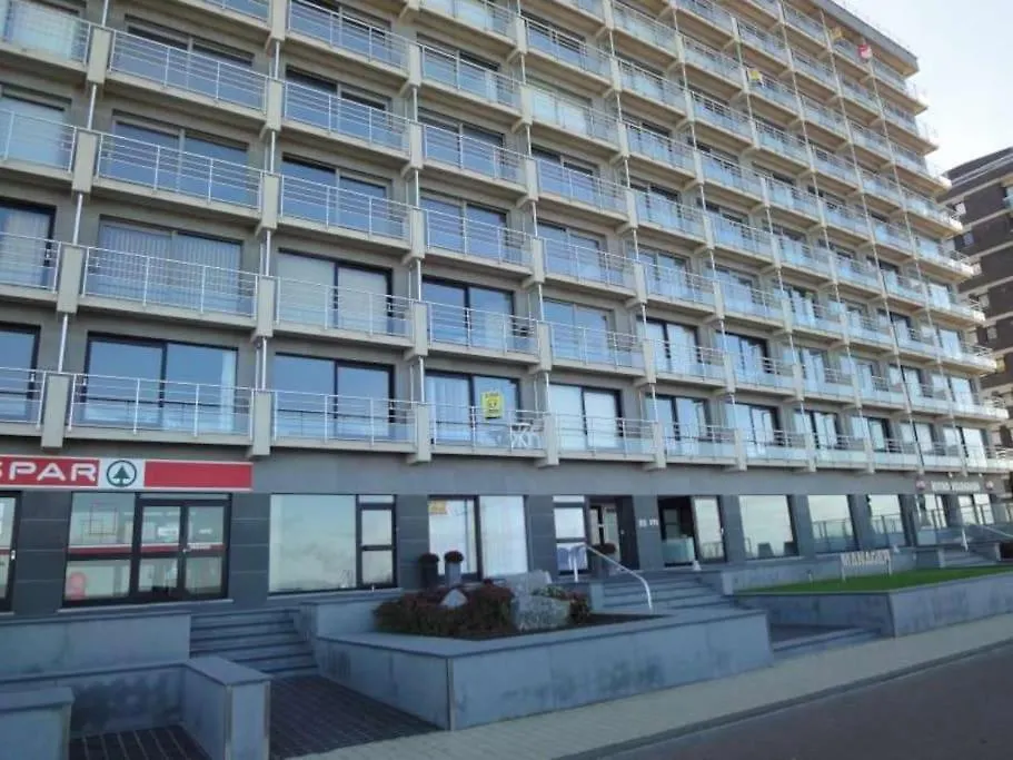 Studio Met Zeezicht En Zwembad En Parking ミデルケルケ ベルギー